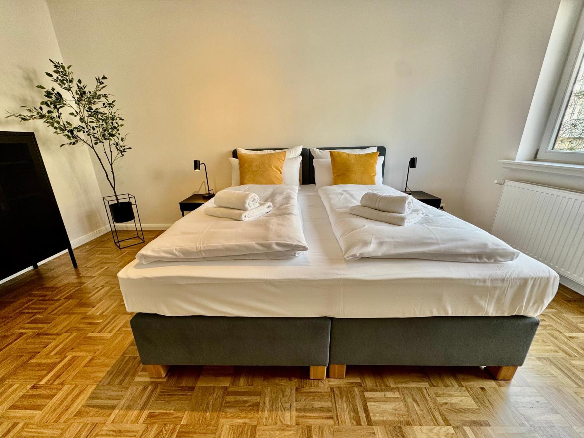 Mel&Bens Modern Oak-Apartments Fuer Bis Zu 12 Personen BRE Exterior foto